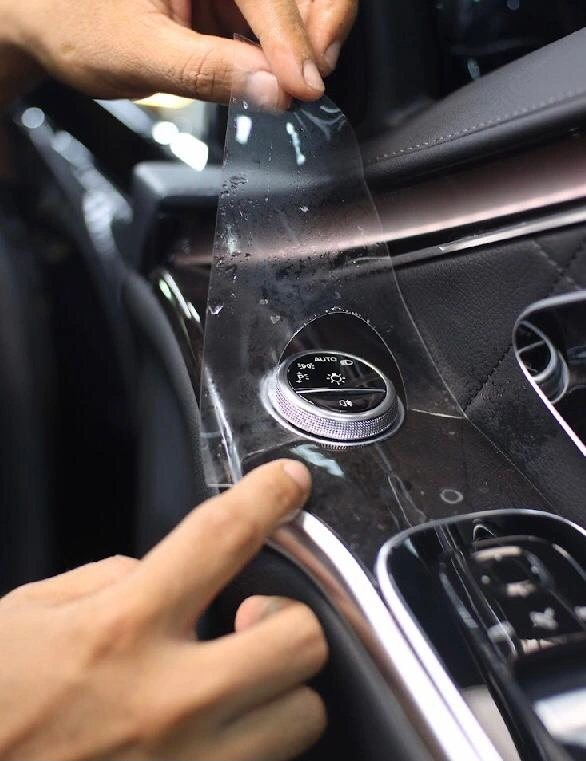 Protecția Interioară cu PPF: Ghid Complet pentru Interiorul Mașinii Tale